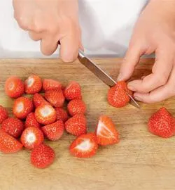 Телятина з полуницею та розмарином: ніжний смак у кожному шматочку 5