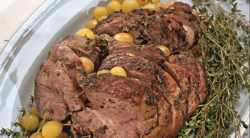 Соковита бараняча нога в духовці: покроковий рецепт із фото 1