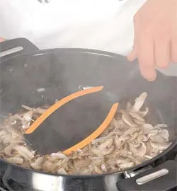 Матлот з риби: ситна страва з фото-рецептом всього на 391 ккал 3