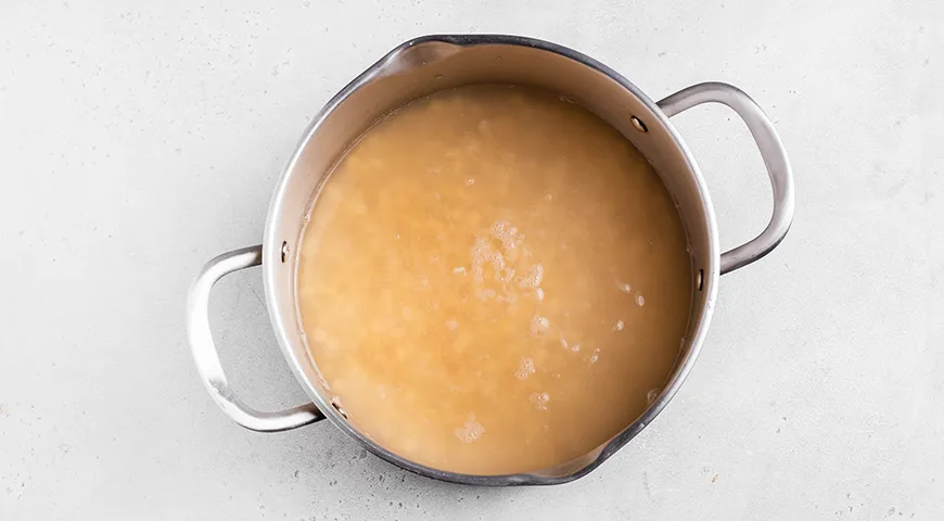 Ароматна горохова каша з тушкованим м'ясом: ситний рецепт для справжніх гурманів 3