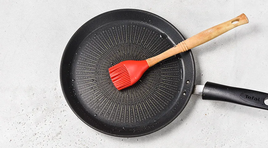 Пишні млинці на кефірі: покроковий рецепт із фото та низькою калорійністю 8