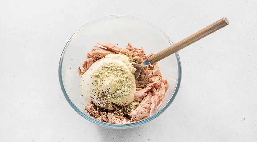 Легкий та освіжаючий салат з тунцем та горошком: рецепт для вашого обіду 4