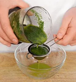 Ароматний суп з печених овочів з беконом та зеленою олією: покроковий рецепт із фото 6