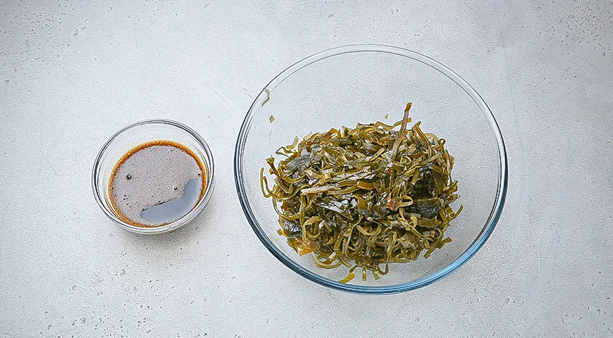 Пікантний салат з морської капусти з чилі-заправкою: легкий рецепт для вас 2