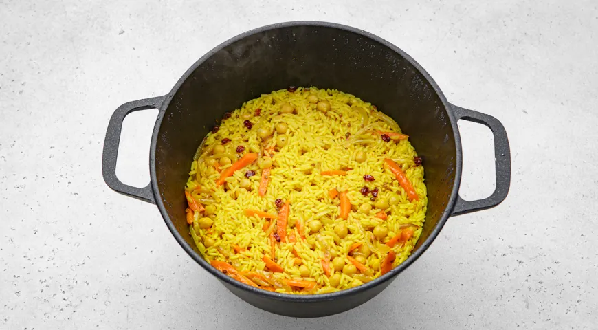 Плов з нутом без м'яса: покроковий рецепт смаколику на 541 ккал 7