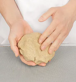 Крестові булочки: ніжне задоволення з фото-інструкцією 4