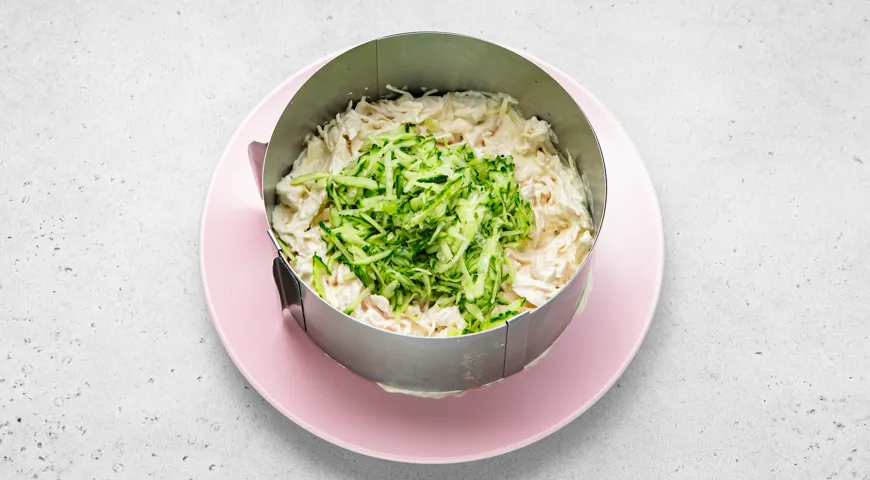 Ніжний салат "Жіноче щастя": легкий рецепт із чудовим смаком 5