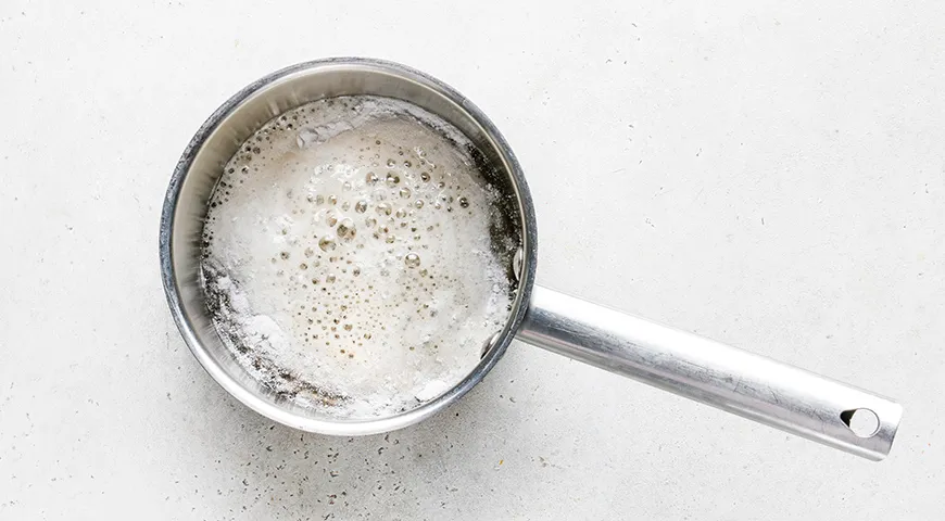 Ніжний шоколадний торт "Кіндер Пінґві" з кремовою начинкою: покроковий рецепт з фото 2