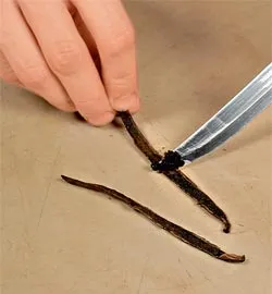 Ніжний ванільний чізкейк з хрусткими волоськими горішками: покроковий рецепт з фото 4