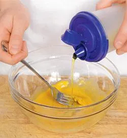 Ароматний салат з соковитої сочевиці та солодких томатів чері: покроковий рецепт з фото 6