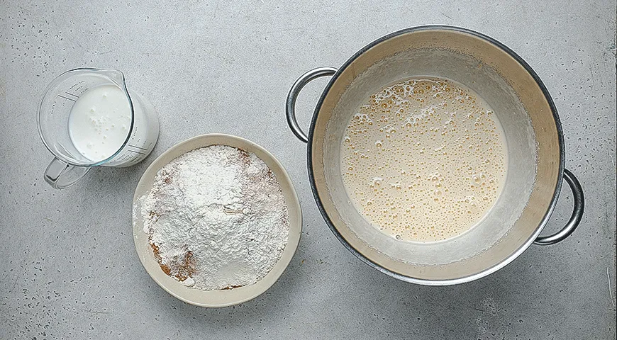 Неймовірний торт "Червоний оксамит" з сирним кремом: покроковий рецепт смаколику з фото 3