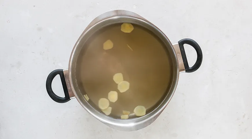 Ароматний компот із замороженої чорної смородини: покроковий рецепт з фото 5