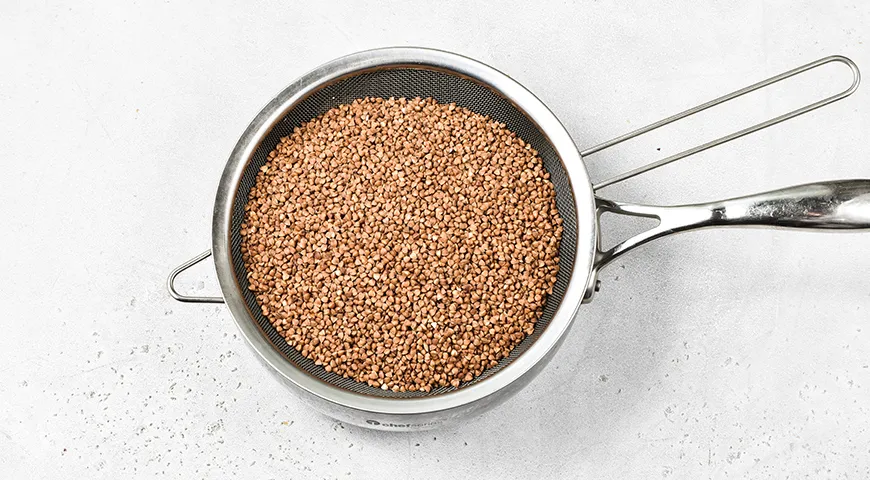 Смачна гречка по-купецьки в казані: ситна та ароматна страва 1