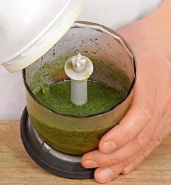 Ароматний суп з печених овочів з беконом та зеленою олією: покроковий рецепт із фото 3