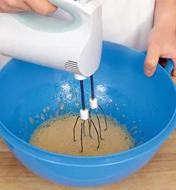 Медові млинці: ніжні, запашні, з покроковим фото-рецептом 5