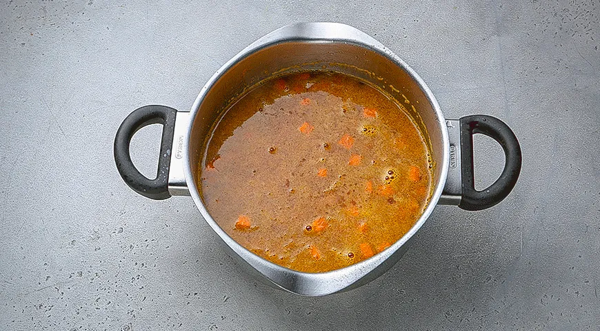 Ароматний морквяний крем-суп з кокосовим молоком та імбирем: ніжний рецепт для затишку 5