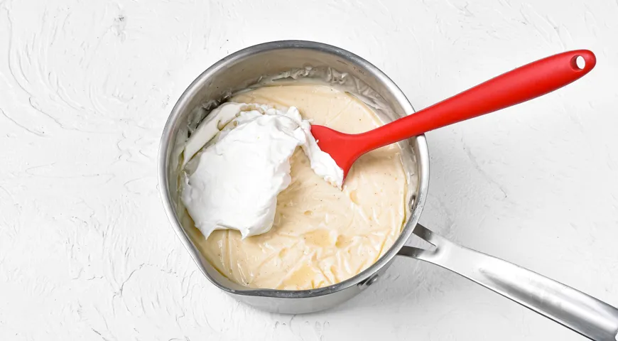 Ніжний млинцевий торт «Пломбір»: покроковий рецепт зі світлинами 10