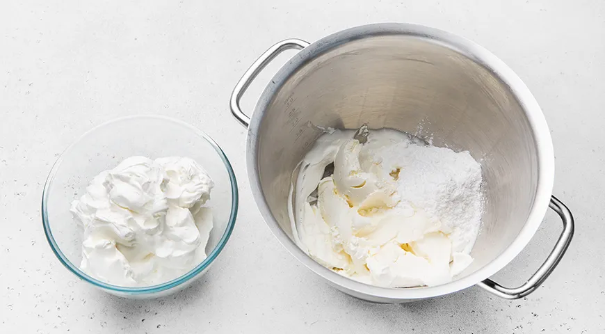 Ніжний млинцевий торт із вершковим сиром: покроковий рецепт з фото 8