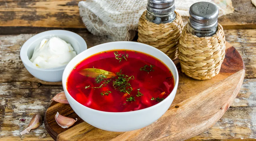 Пісний борщ: класичний рецепт з фото та мінімумом калорій