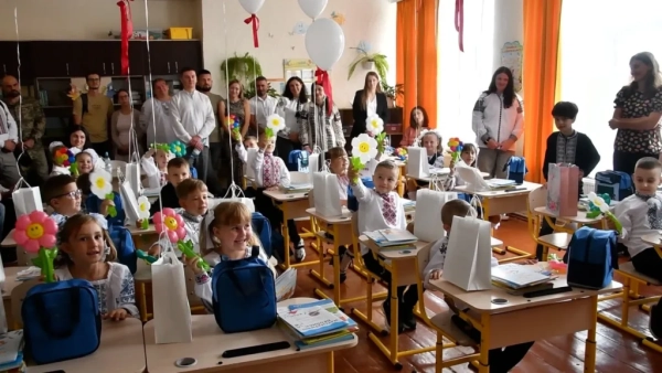 Огляд Radchanskyi Lyceum: 40 років досягнень та майбутні перспективи