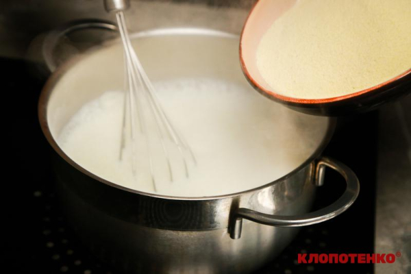 Огляд рецепту: Автентичні манники з кисломолочним сиром від Євгена Клопотенка 4