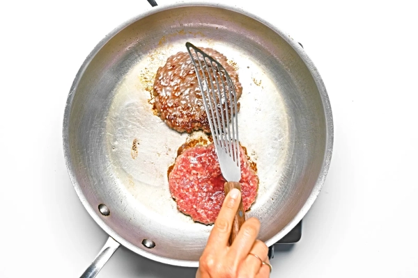 Огляд The Basically Burger: чи справді це ідеальний бургер 6 Огляд The Basically Burger: чи справді це ідеальний бургер 6