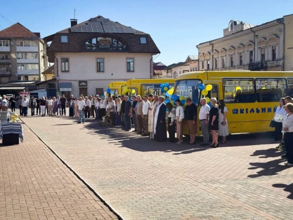 Огляд нових шкільних автобусів для Косівщини: детальний аналіз та рекомендації 7 Огляд нових шкільних автобусів для Косівщини: детальний аналіз та рекомендації 7