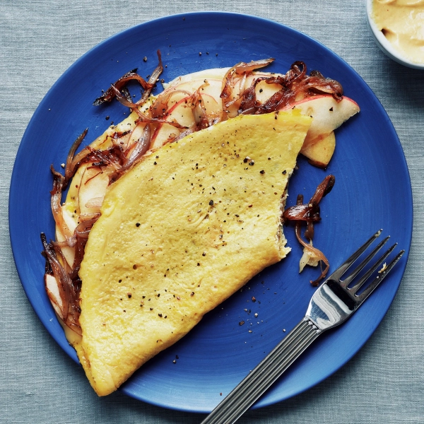 Огляд рецепту “Cheesy Apple Omelet”: чи вартий він вашої уваги