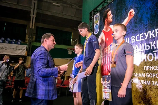 Олександр Чмихов: виховання людей, а не чемпіонів 2